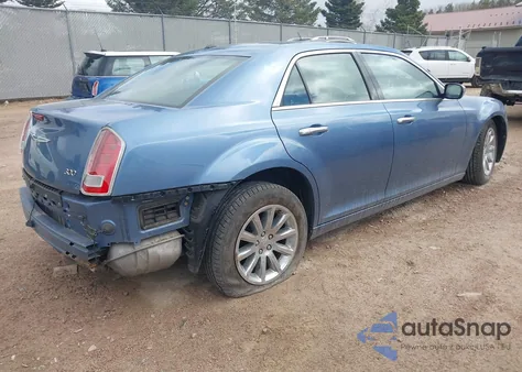 2011 Chrysler 300 Limited z USA, uszkodzony, nr VIN 2C3CA5CG2BH592083